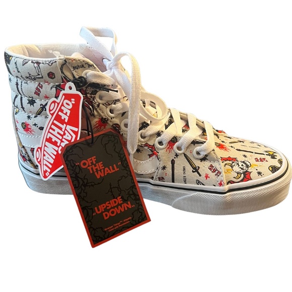 VANS Stranger Things Hi Top Womens Size 6 - Picture 6 of 12